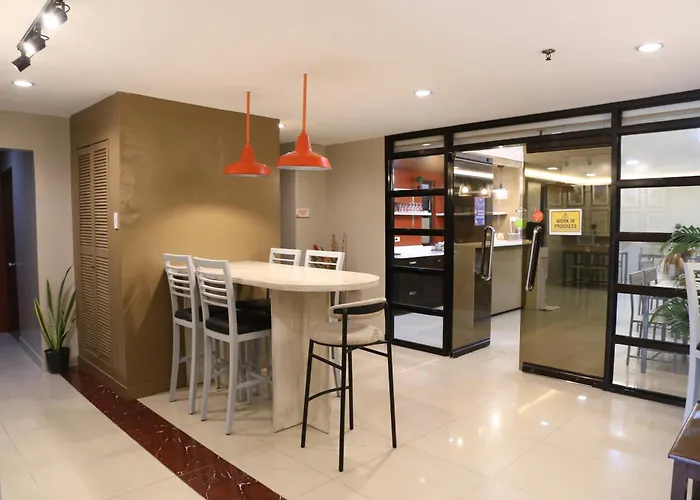 Travelbee Business Inn